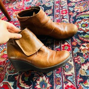 Dansko Romy Brown Leather Wedge Boots
